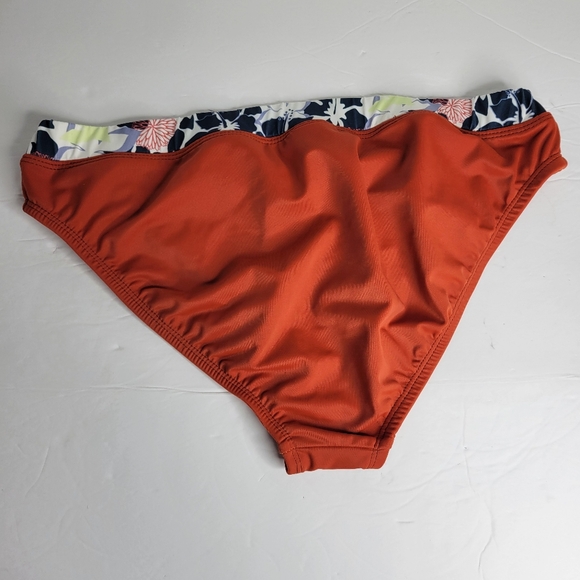 Melika Rust Orange Bikini Swim Bottoms  Size Medium White Black Waistband - Picture 4 of 8
